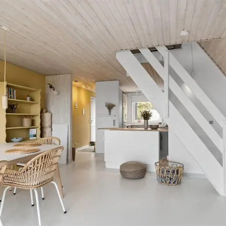Holiday home Pauli - 350m From The Sea In Nw Jutland By Interhome Pandrup